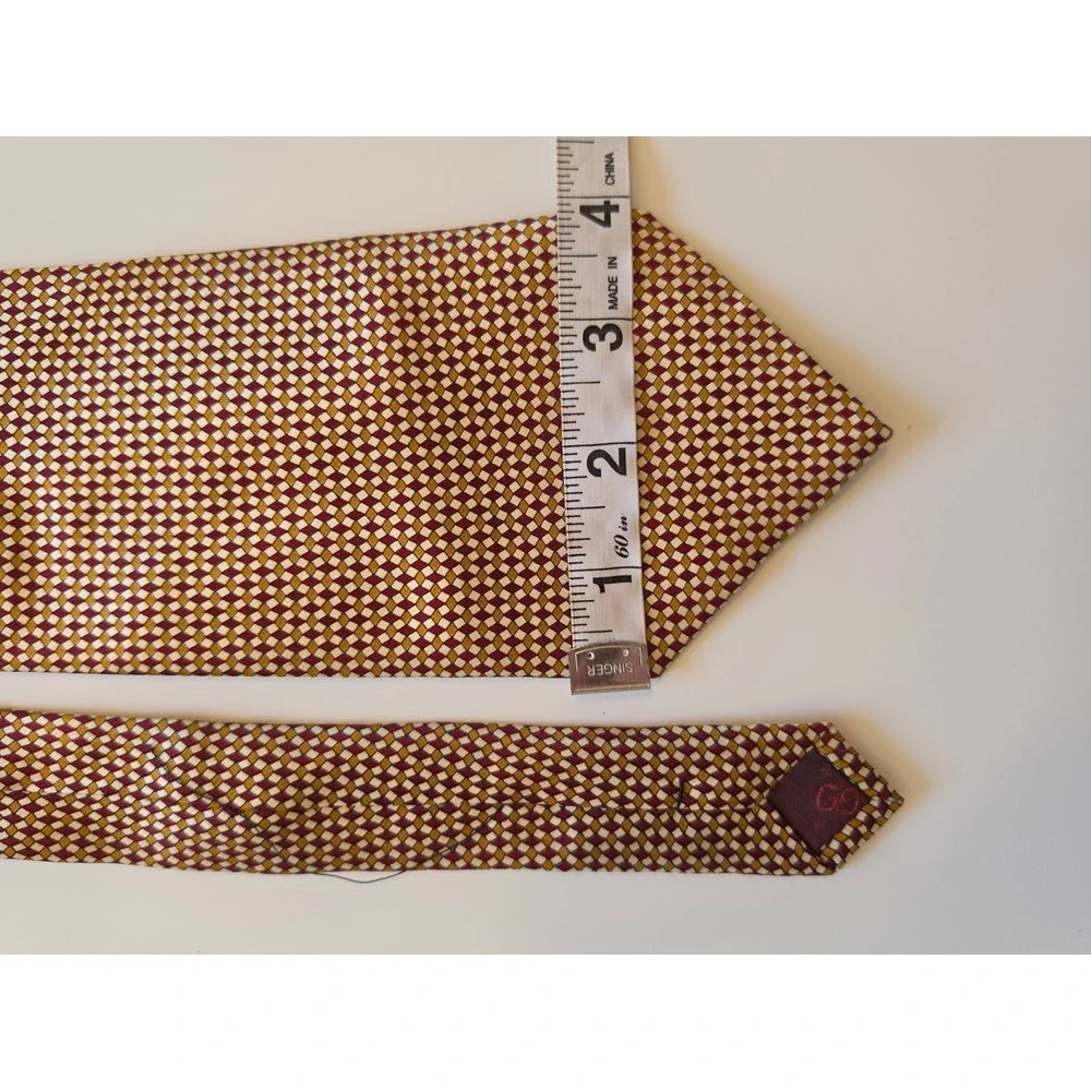 GUCCI 100% Silk Italy Preppy Old Money Maximalist Geometric Tan‎ Brown Tie
